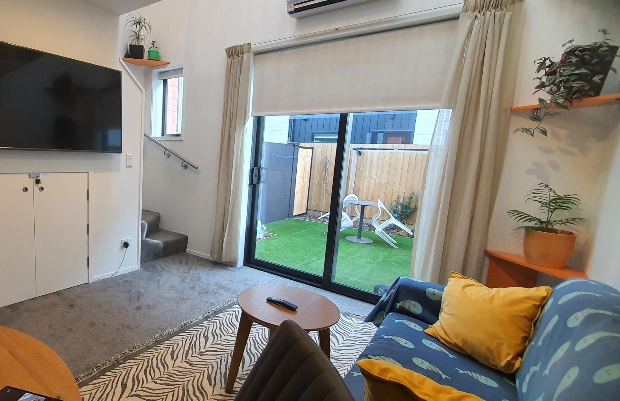 Modern Loft In Christchurch Cbd With Private Courtyard Exteriör bild